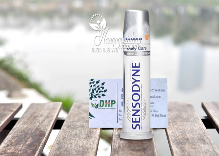 Kem đánh răng Sensodyne Daily Care Gentle Whitening 100ml 1