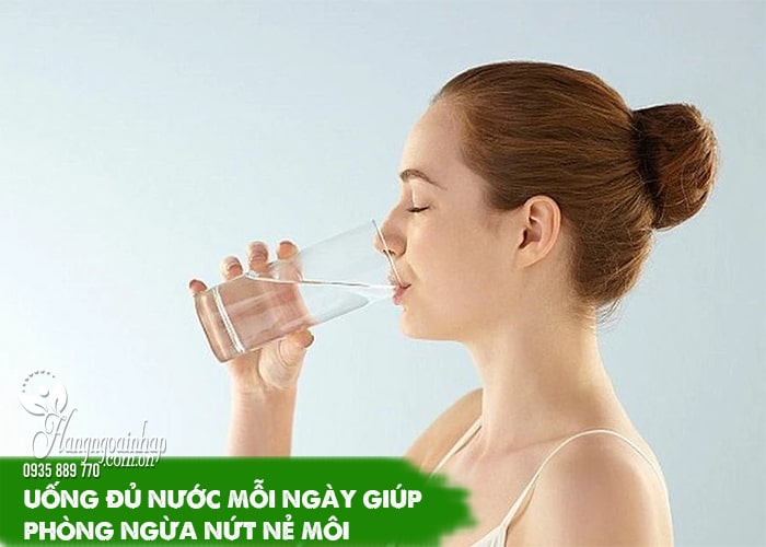 Review top son dưỡng cho môi khô nứt nẻ tốt nhất 89