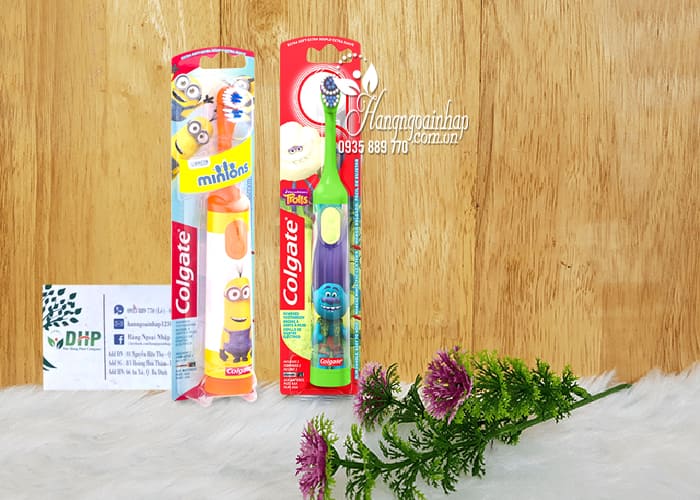 Bàn chải đánh răng tự động chạy bằng pin cho bé Colgate Oral B 9