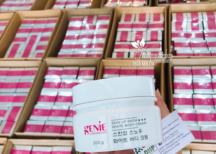 Kem trắng da body Genie Skin Up Snow White Body Cream 99