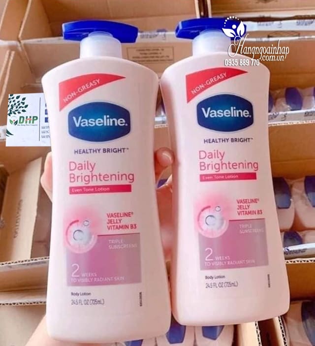 Sữa dưỡng thể trắng da toàn thân Vaseline 725 ml của Mỹ 89