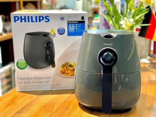 2. Nồi chiên không dầu PHILIPS HD 9216