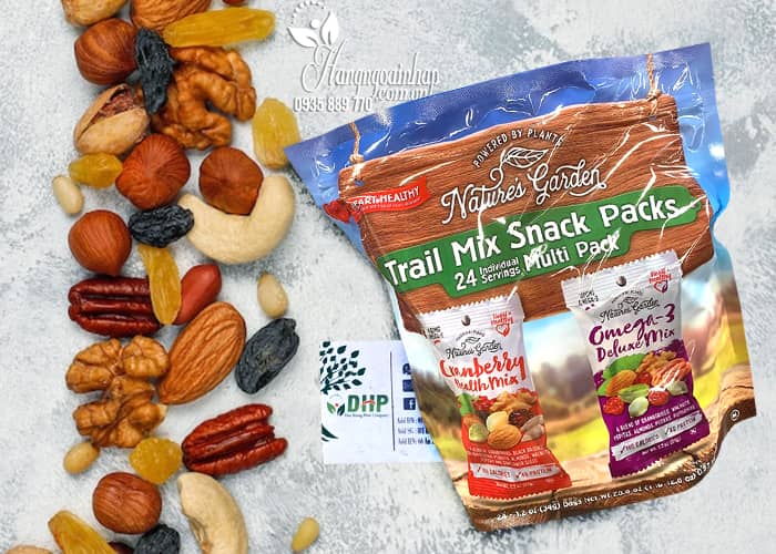 Hạt tổng hợp Trail Mix Snack Packs Nature’s Garden 24 gói 1