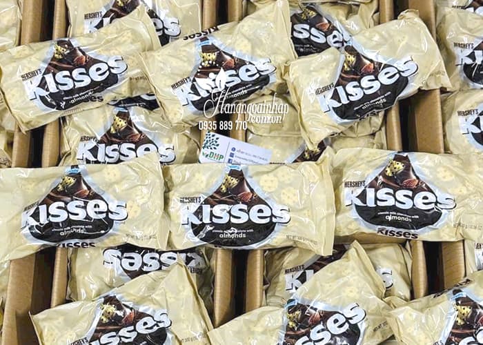 Socola Hershey’s Kisses hạnh nhân gói 300g của Mỹ 90