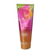 Sữa tắm tẩy tế bào chết Bath & Body Works Scrub Sw...