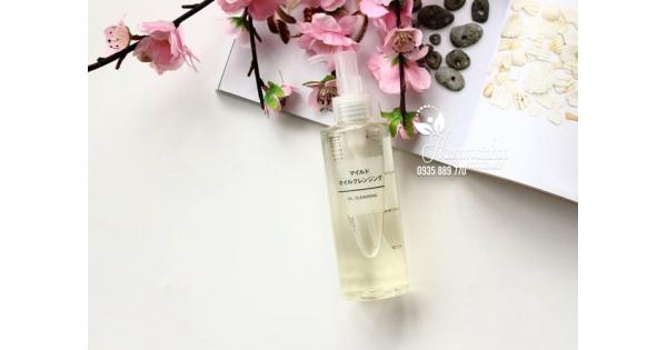 Review dầu tẩy trang Muji Cleansing Oil của Nhật Bản