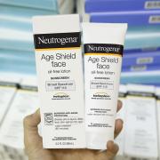 Kem chống nắng Neutrogena Age Shield Face SPF 110 của Mỹ