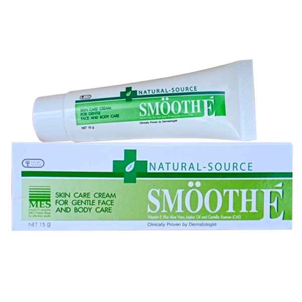 Kem trị thâm mụn SmoothE Natural Source Nhật Bản tuýp 15g