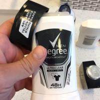 Lăn khử mùi Degree Ultraclear Black + White 76g dành cho nam