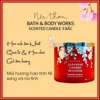 Nến thơm Bath & Body Works Scented Candle 3 bấc 411g