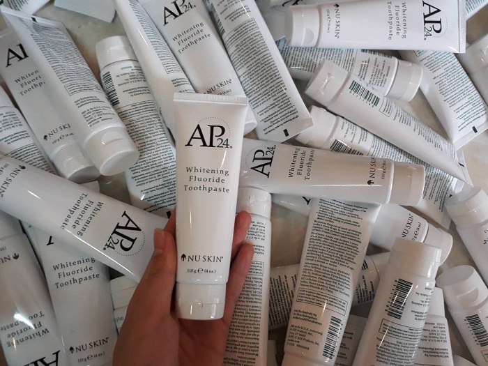 Kem đánh trắng răng Nuskin AP24 - Whitening Fluoride Toothpaste 10