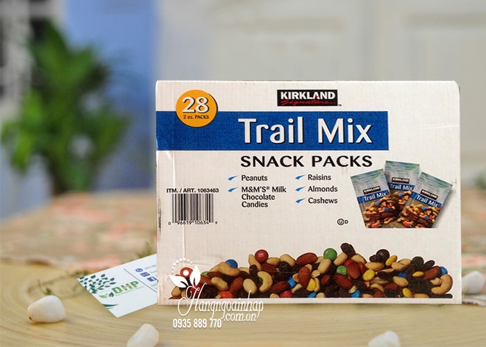 Hạt và trái cây tổng hợp Kirkland Trail Mix Snack Packs 28 gói từ Mỹ