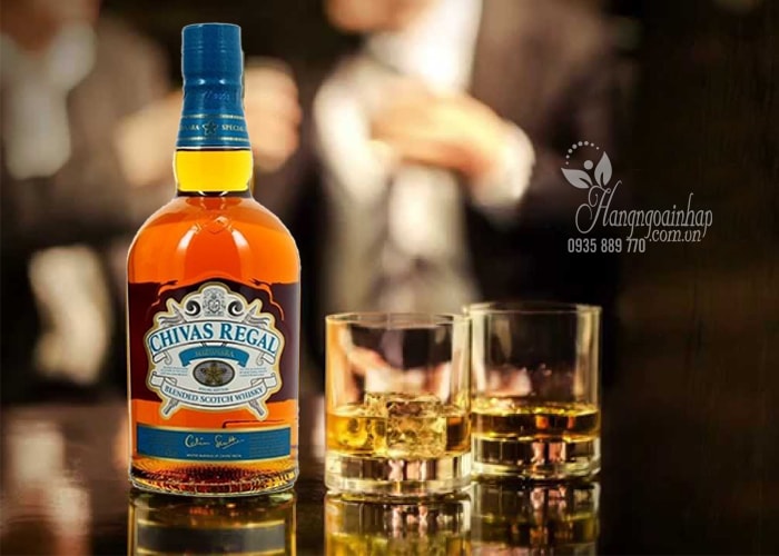 Rượu Chivas Regal Mizunara xanh 700ml Nhật Bản 