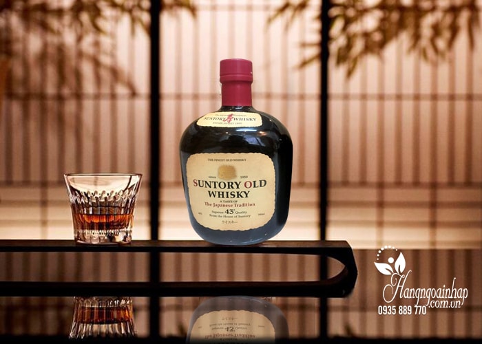 Rượu Whisky Suntory Old 700ml của Nhật Bản, hàng chính hãng
