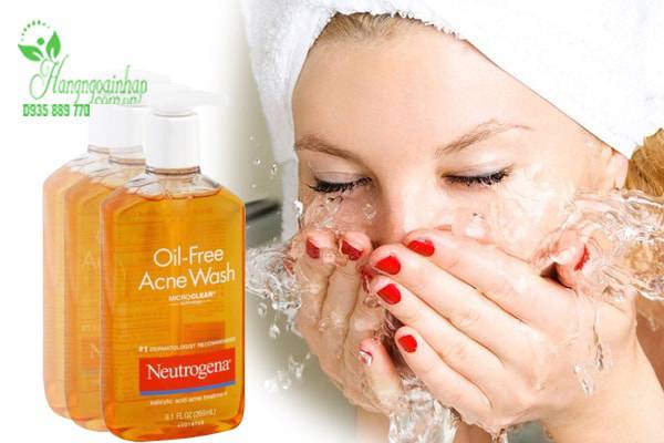 Sữa Rửa Mặt Trị Mụn Neutrogena Oil-Free Acne Wash 269ml